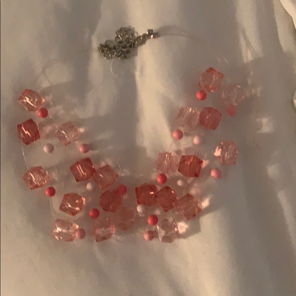 Beautiful pink jewel necklace